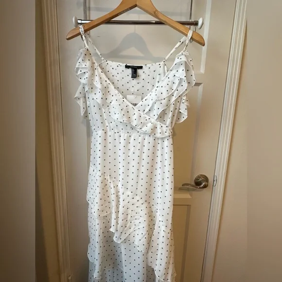 NWT Black and White Polka Dot Off-Shoulder Ruffled Maxi Dress, Size S - Picture 3 of 8